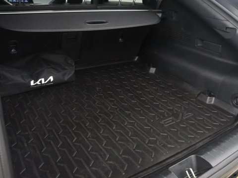 Kia EV6 GT-Line 77.4 kWh | SOH 95% | Trekhaak | Panoramadak | Head up | Adaptive cruise | 360 camera | Stoelventilatie | Stuur/stoel verwarming | Memory | Meridian Sound | Carplay |