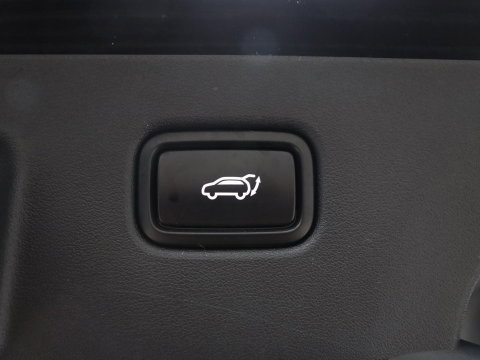 Kia EV6 GT-Line 77.4 kWh | SOH 95% | Trekhaak | Panoramadak | Head up | Adaptive cruise | 360 camera | Stoelventilatie | Stuur/stoel verwarming | Memory | Meridian Sound | Carplay |