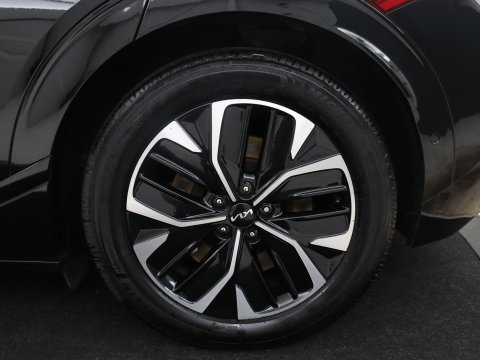 Kia EV6 GT-Line 77.4 kWh | SOH 95% | Trekhaak | Panoramadak | Head up | Adaptive cruise | 360 camera | Stoelventilatie | Stuur/stoel verwarming | Memory | Meridian Sound | Carplay |