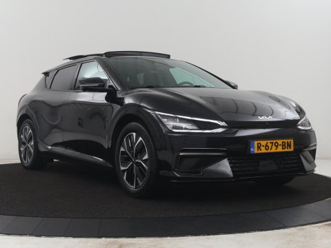 Kia EV6 GT-Line 77.4 kWh | SOH 95% | Trekhaak | Panoramadak | Head up | Adaptive cruise | 360 camera | Stoelventilatie | Stuur/stoel verwarming | Memory | Meridian Sound | Carplay |