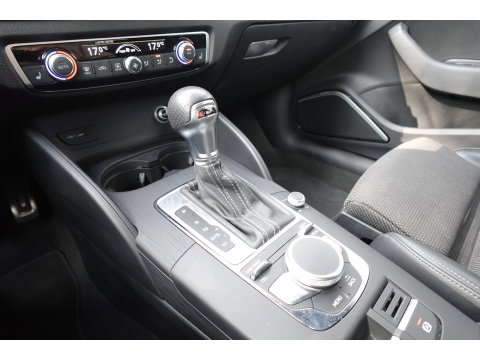 Audi A3 Sportback 35 TFSI CoD Pro S- Line B&O CAM CRUISE