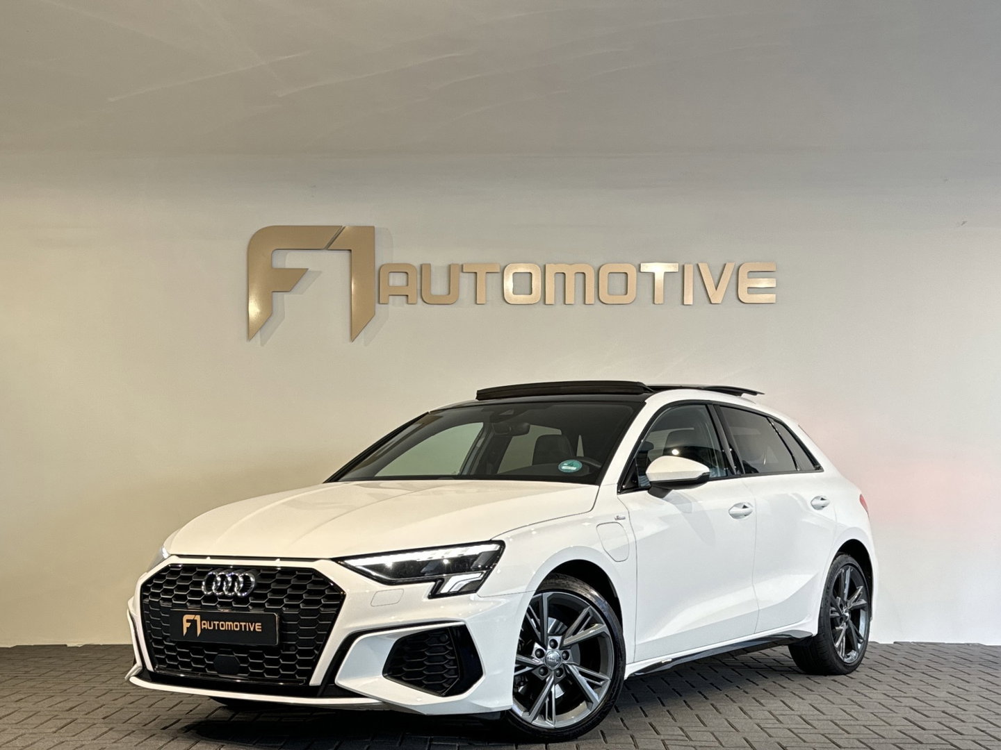 Audi A3 Sportback 40 TFSI e S Line Pano|Alcantara|Memory|Camera|ACC