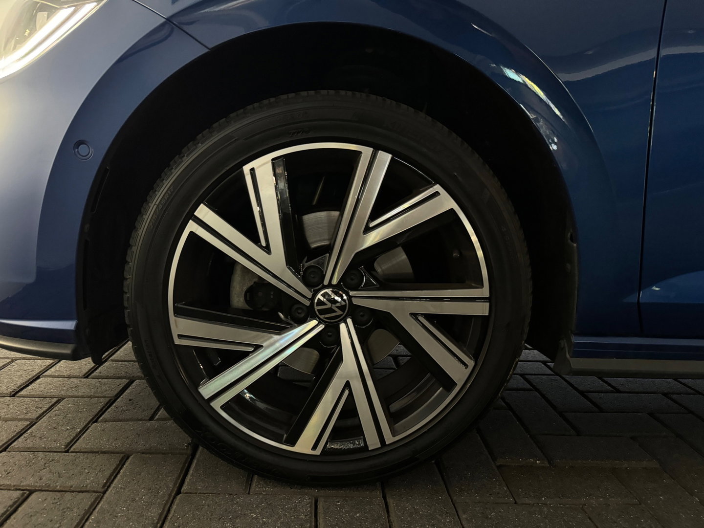 Volkswagen Polo 1.0 TSI R-Line Pano|Stoelverw|BlindSpot|ACC|Lane Assist