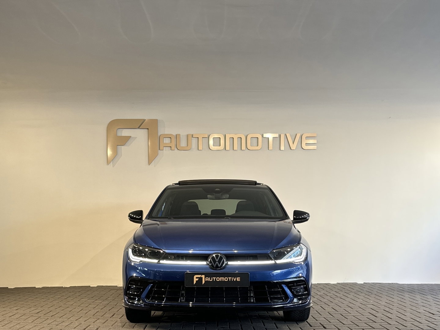 Volkswagen Polo 1.0 TSI R-Line Pano|Stoelverw|BlindSpot|ACC|Lane Assist