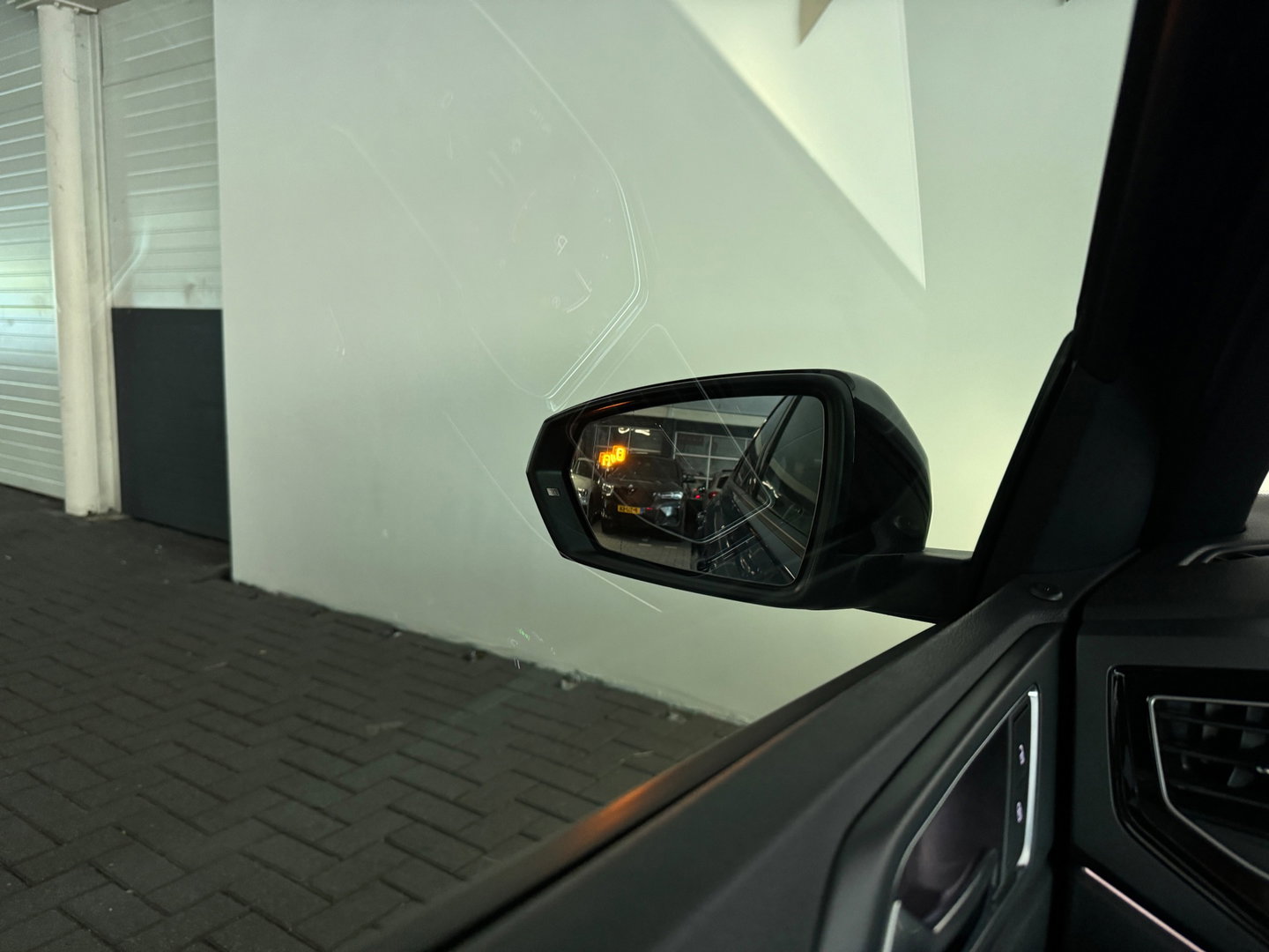 Volkswagen Polo 1.0 TSI R-Line Pano|Stoelverw|BlindSpot|ACC|Lane Assist