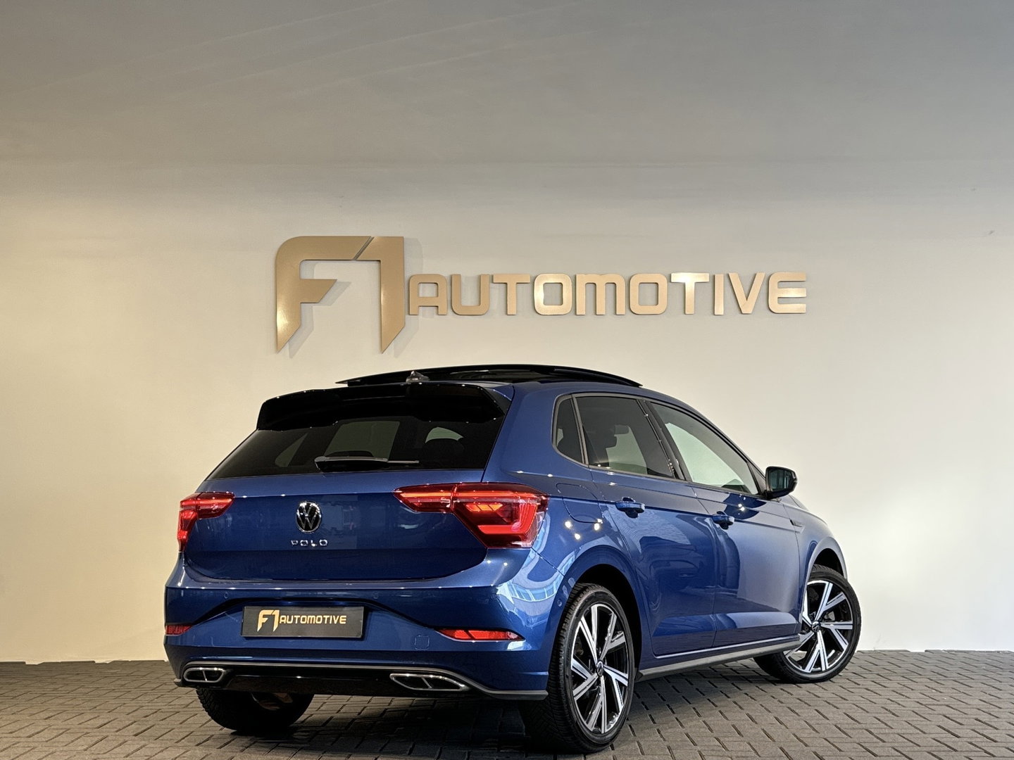 Volkswagen Polo 1.0 TSI R-Line Pano|Stoelverw|BlindSpot|ACC|Lane Assist