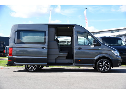 MAN TGE 3.180 35 2.0 L3H3 DC PB Edition Camera, Cruise, Carplay, LED, Automaat, Stoelverwarming, Leder, Trekhaak, Sensoren, Uniek!