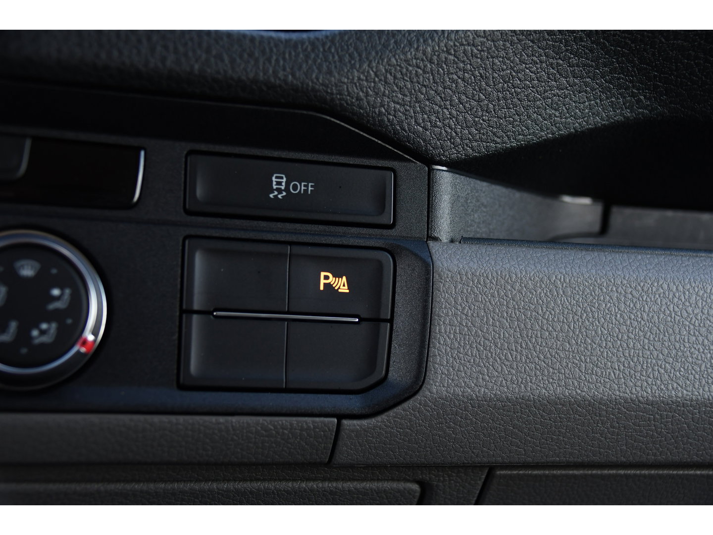 MAN TGE 3.180 35 2.0 L3H3 DC PB Edition Camera, Cruise, Carplay, LED, Automaat, Stoelverwarming, Leder, Trekhaak, Sensoren, Uniek!