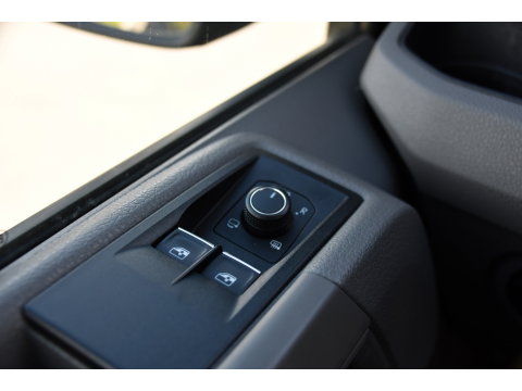 MAN TGE 3.180 35 2.0 L3H3 DC PB Edition Camera, Cruise, Carplay, LED, Automaat, Stoelverwarming, Leder, Trekhaak, Sensoren, Uniek!