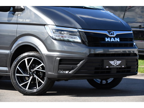 MAN TGE 3.180 35 2.0 L3H3 DC PB Edition Camera, Cruise, Carplay, LED, Automaat, Stoelverwarming, Leder, Trekhaak, Sensoren, Uniek!