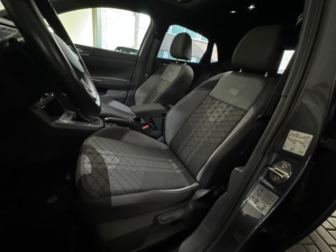 Volkswagen Polo 1.0 TSI R-Line Pano|Stoelverwarming|Lane Assist|Alcantara|IQ