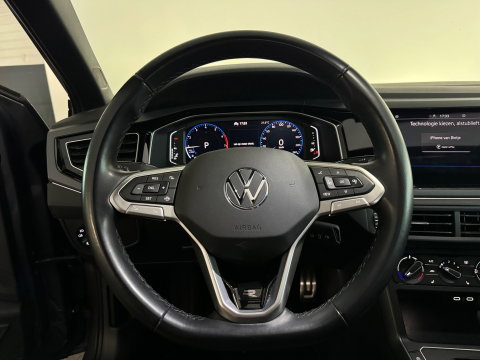 Volkswagen Polo 1.0 TSI R-Line Pano|Stoelverwarming|Lane Assist|Alcantara|IQ