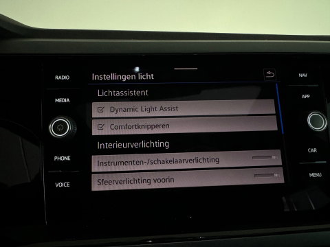 Volkswagen Polo 1.0 TSI R-Line Pano|Stoelverwarming|Lane Assist|Alcantara|IQ
