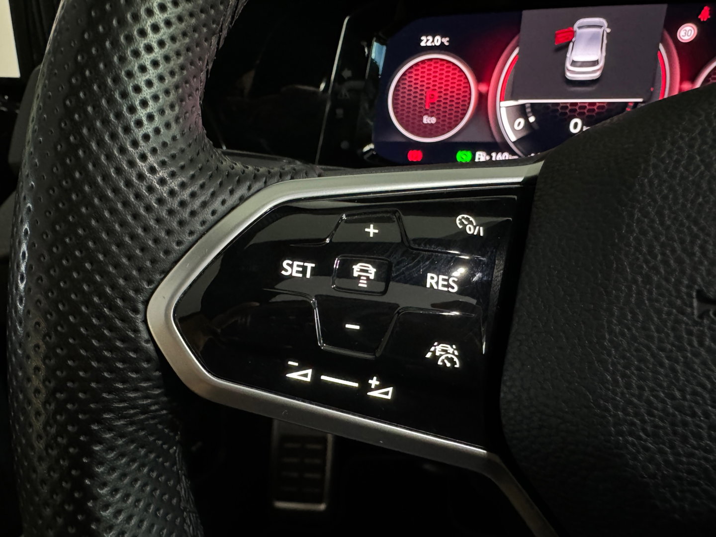 Volkswagen Golf 2.0 TSI GTI Pano|HuD|H/K|Keyless|Blindspot|ACC|Lane