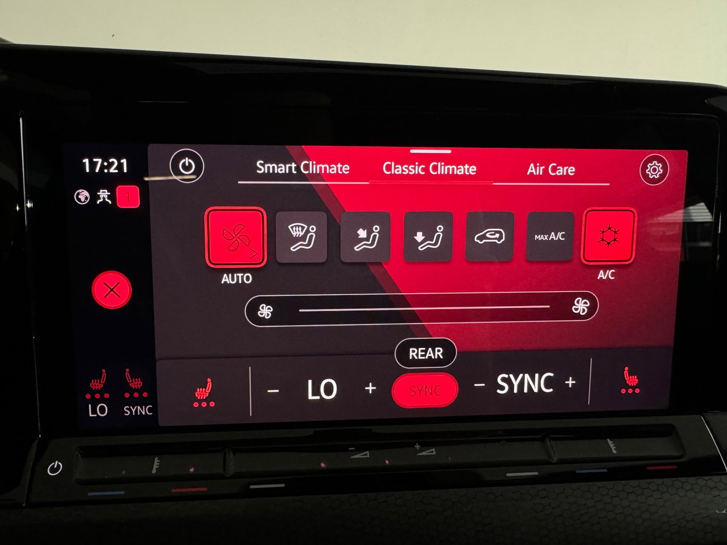 Volkswagen Golf 2.0 TSI GTI Pano|HuD|H/K|Keyless|Blindspot|ACC|Lane