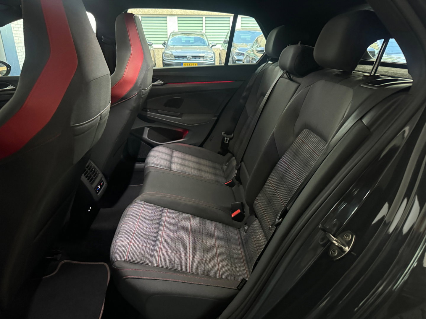 Volkswagen Golf 2.0 TSI GTI Pano|HuD|H/K|Keyless|Blindspot|ACC|Lane