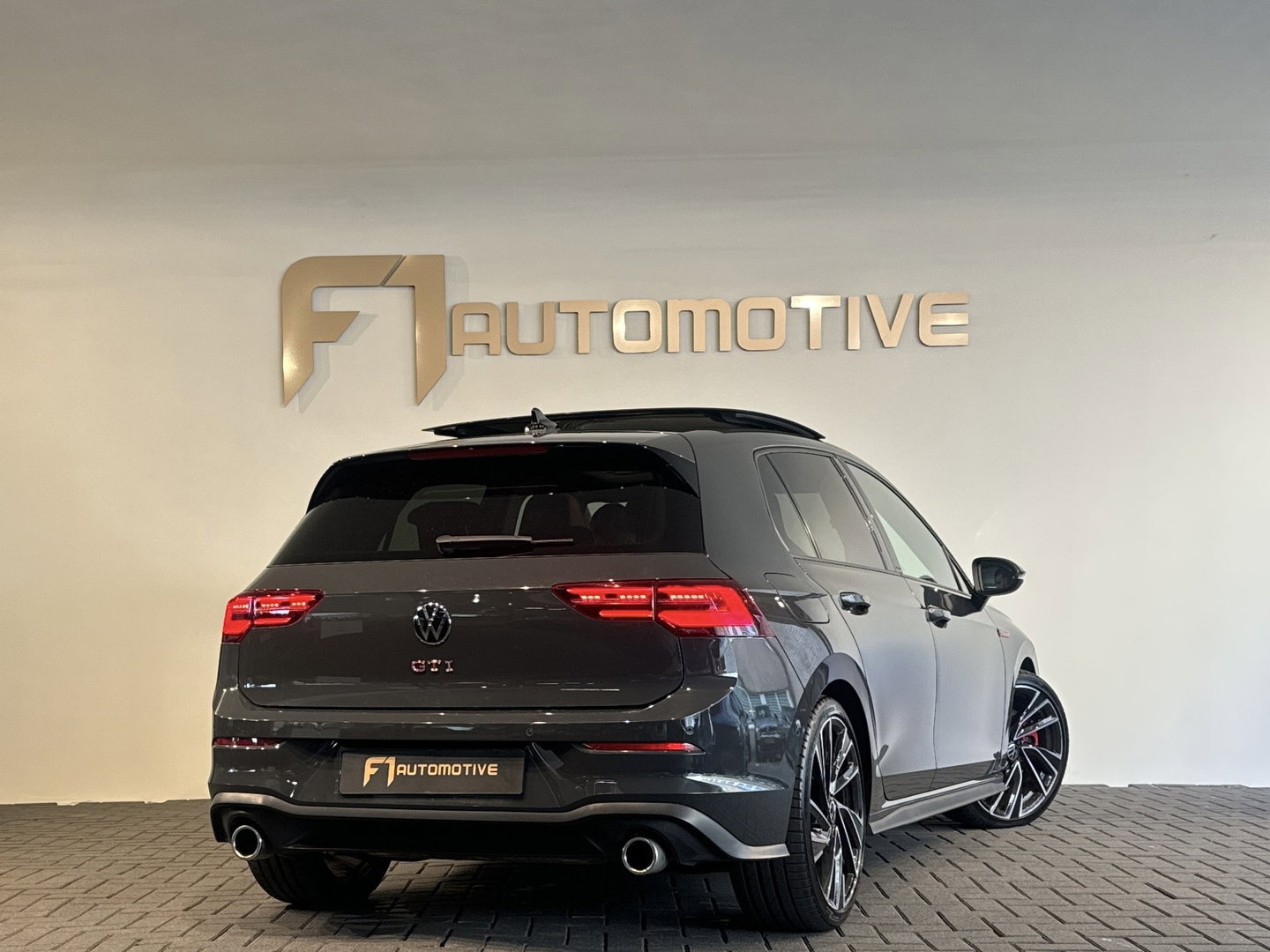 Volkswagen Golf 2.0 TSI GTI Pano|HuD|H/K|Keyless|Blindspot|ACC|Lane