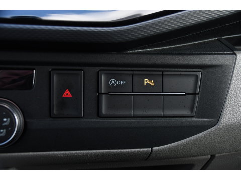 Volkswagen Transporter 2.0 TDI L2H1 30 Bulli Black Edition Virtual, Adaptieve Cruise, Camera, LED, Stoelverwarming, Trekhaak, Automaat, Multimedia, 150pk, Uniek!