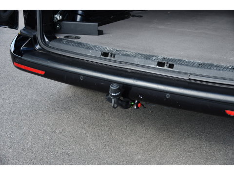 Volkswagen Transporter 2.0 TDI L2H1 30 Bulli Black Edition Virtual, Adaptieve Cruise, Camera, LED, Stoelverwarming, Trekhaak, Automaat, Multimedia, 150pk, Uniek!