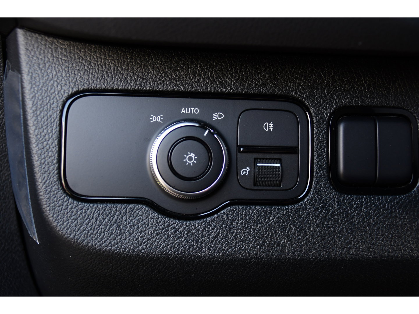 Mercedes-Benz Sprinter 317 1.9 CDI L2H2 RWD Black Edition Camera, Cruise, Carplay, LED, Automaat, Mbux, 170pk, Trekhaak, Uniek!
