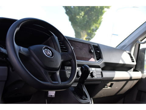Volkswagen Crafter 35 2.0 TDI L3H2 PB Edition Camera, Cruise, Carplay, LED, Stoelverwarming, Clima, Multimedia, 177pk, Automaat, Uniek!