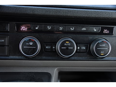 Volkswagen Crafter 35 2.0 TDI L3H2 PB Edition Camera, Cruise, Carplay, LED, Stoelverwarming, Clima, Multimedia, 177pk, Automaat, Uniek!