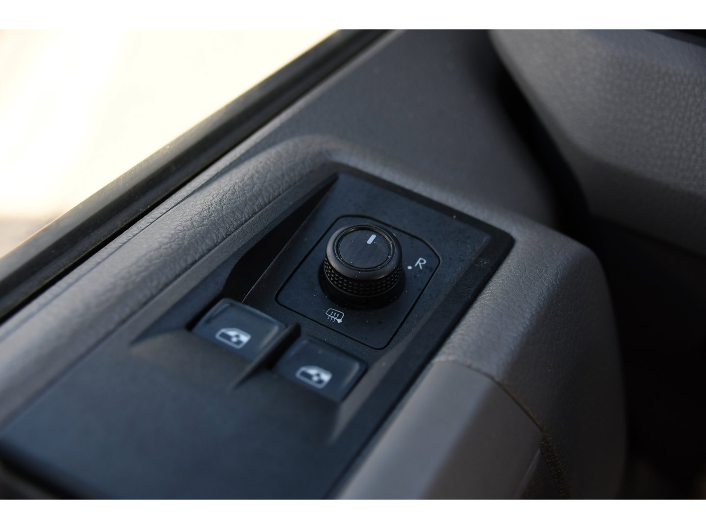 Volkswagen Crafter 35 2.0 TDI L3H2 PB Edition Camera, Cruise, Carplay, LED, Stoelverwarming, Clima, Multimedia, 177pk, Automaat, Uniek!