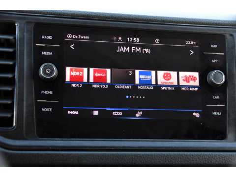 Volkswagen Crafter 35 2.0 TDI L3H2 PB Edition Camera, Cruise, Carplay, LED, Stoelverwarming, Clima, Multimedia, 177pk, Automaat, Uniek!