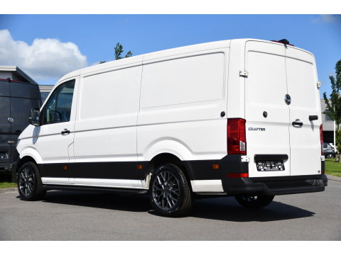 Volkswagen Crafter 35 2.0 TDI L3H2 PB Edition Camera, Cruise, Carplay, LED, Stoelverwarming, Clima, Multimedia, 177pk, Automaat, Uniek!