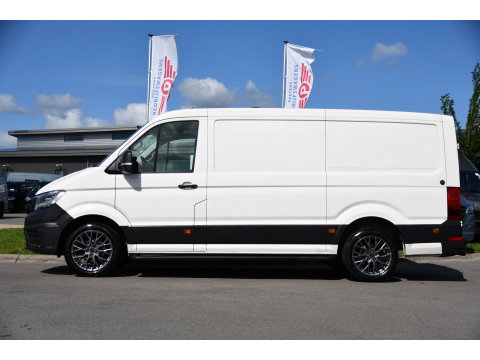 Volkswagen Crafter 35 2.0 TDI L3H2 PB Edition Camera, Cruise, Carplay, LED, Stoelverwarming, Clima, Multimedia, 177pk, Automaat, Uniek!
