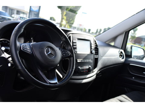 Mercedes-Benz Vito 114 CDI L2 PB Edition Camera, Cruise, Carplay, Multimedia, Automaat, Trekhaak, 136pk, Sensoren, Uniek!