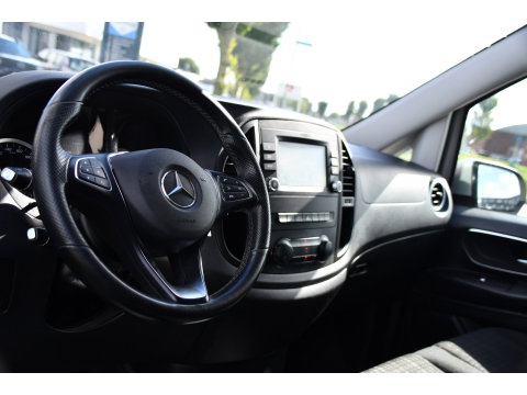 Mercedes-Benz Vito 114 CDI L2 PB Edition Camera, Cruise, Carplay, Multimedia, Automaat, Trekhaak, 136pk, Sensoren, Uniek!