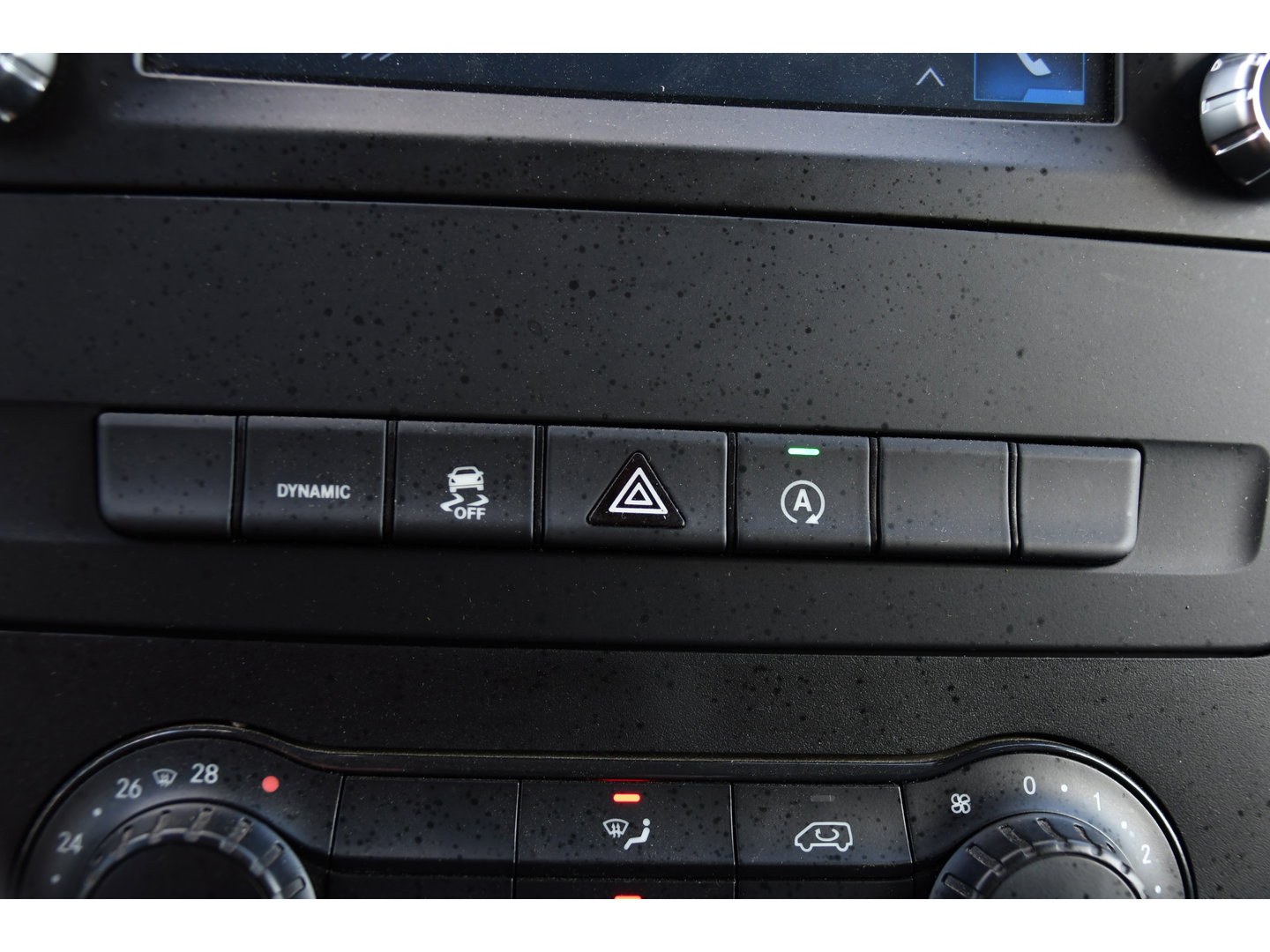 Mercedes-Benz Vito 114 CDI L2 PB Edition Camera, Cruise, Carplay, Multimedia, Automaat, Trekhaak, 136pk, Sensoren, Uniek!