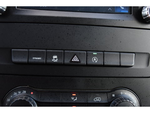 Mercedes-Benz Vito 114 CDI L2 PB Edition Camera, Cruise, Carplay, Multimedia, Automaat, Trekhaak, 136pk, Sensoren, Uniek!
