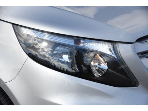 Mercedes-Benz Vito 114 CDI L2 PB Edition Camera, Cruise, Carplay, Multimedia, Automaat, Trekhaak, 136pk, Sensoren, Uniek!