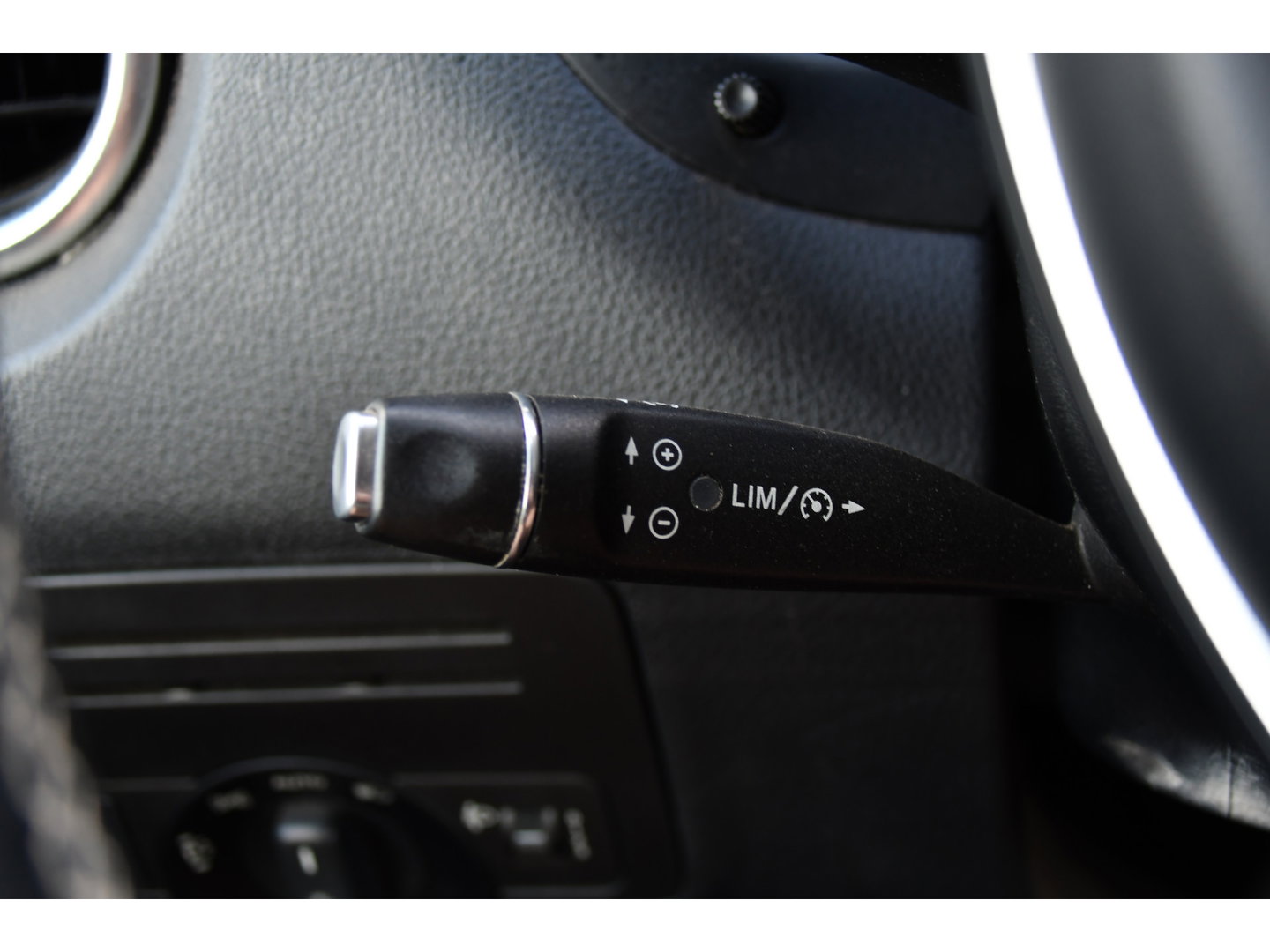 Mercedes-Benz Vito 114 CDI L2 PB Edition Camera, Cruise, Carplay, Multimedia, Automaat, Trekhaak, 136pk, Sensoren, Uniek!