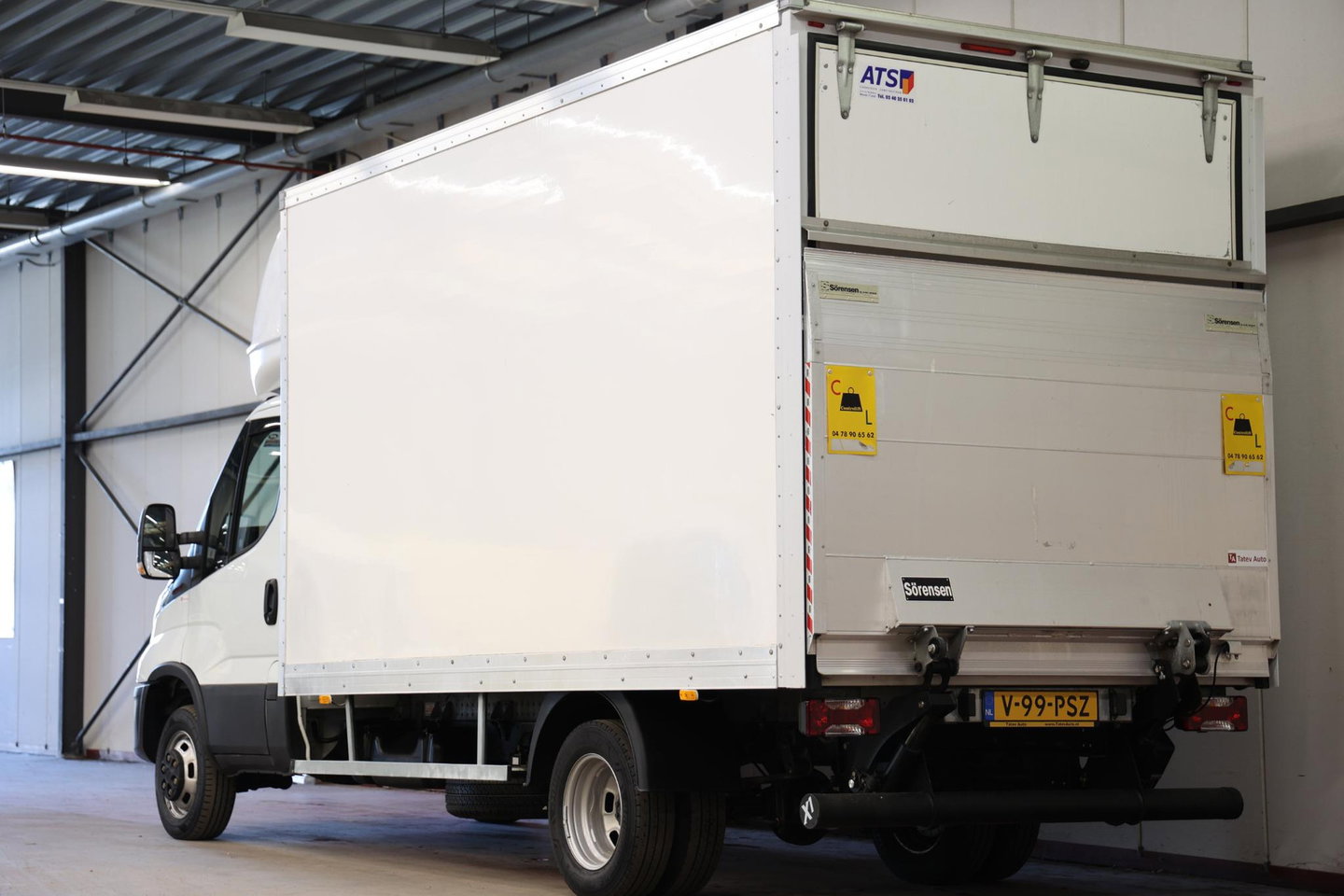 Iveco Daily 35C16 3.0 BAKWAGEN MEUBELBAK MET LAADKLEP ZIJDEUR