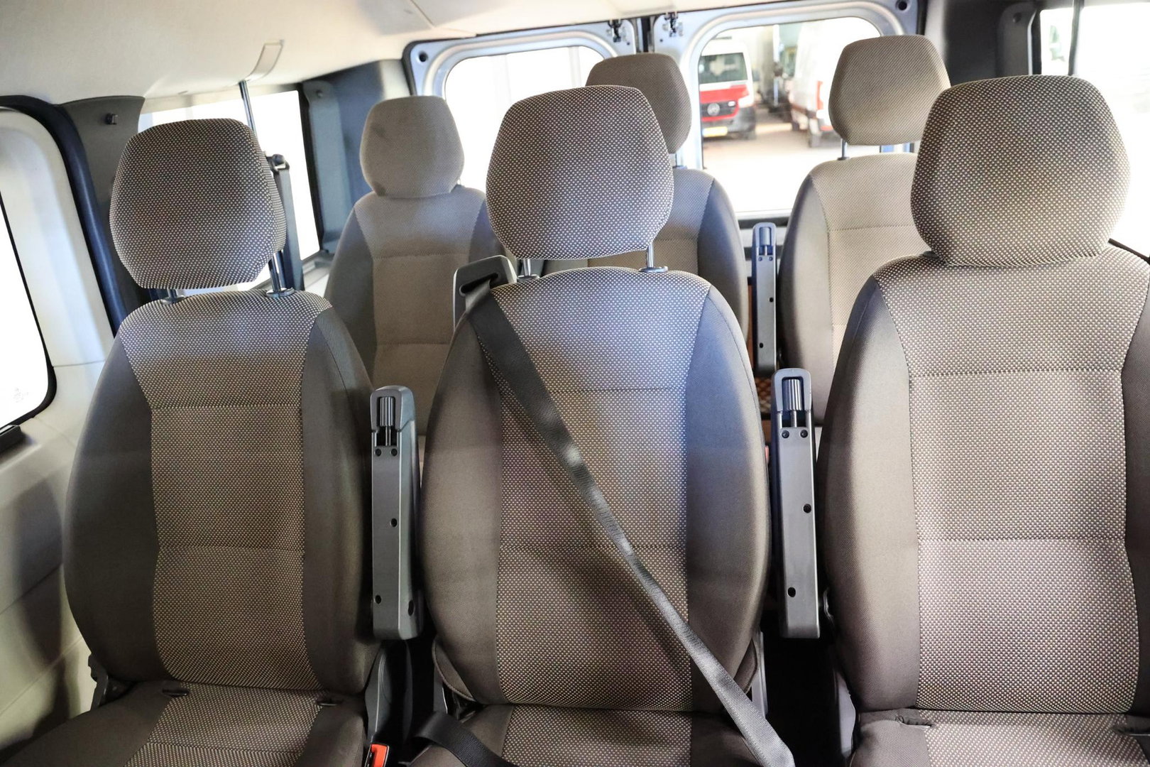 Peugeot Boxer 141 PK PERSONENBUS 9 PERSOONS