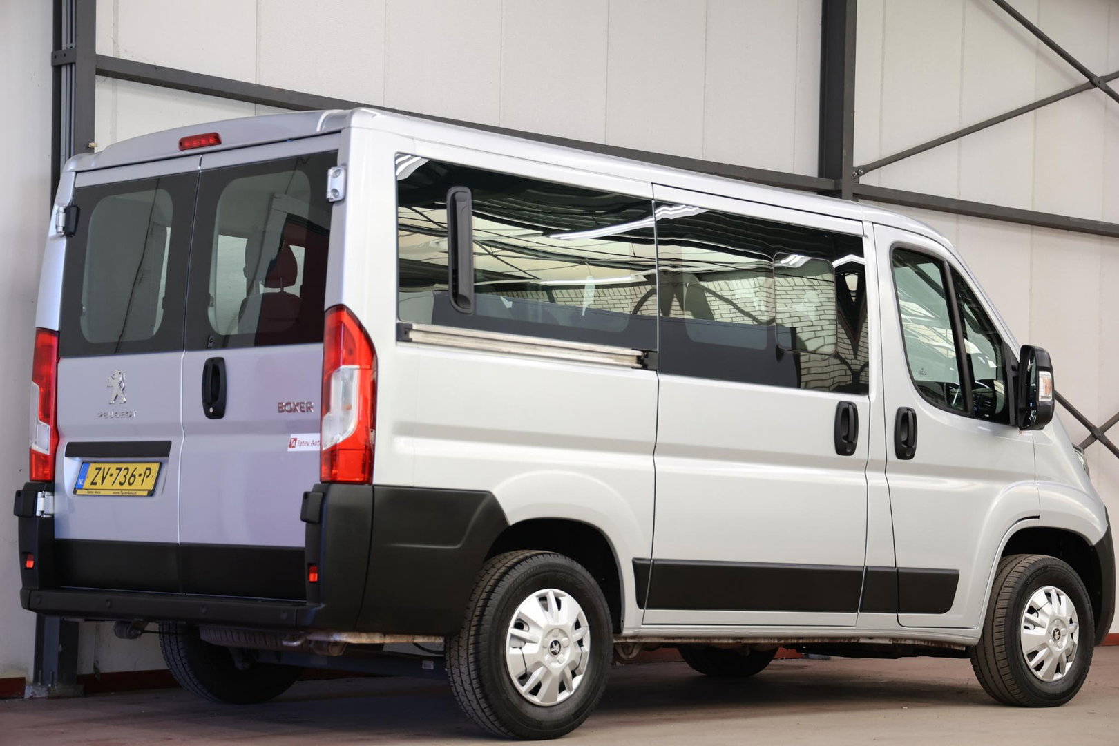 Peugeot Boxer 141 PK PERSONENBUS 9 PERSOONS