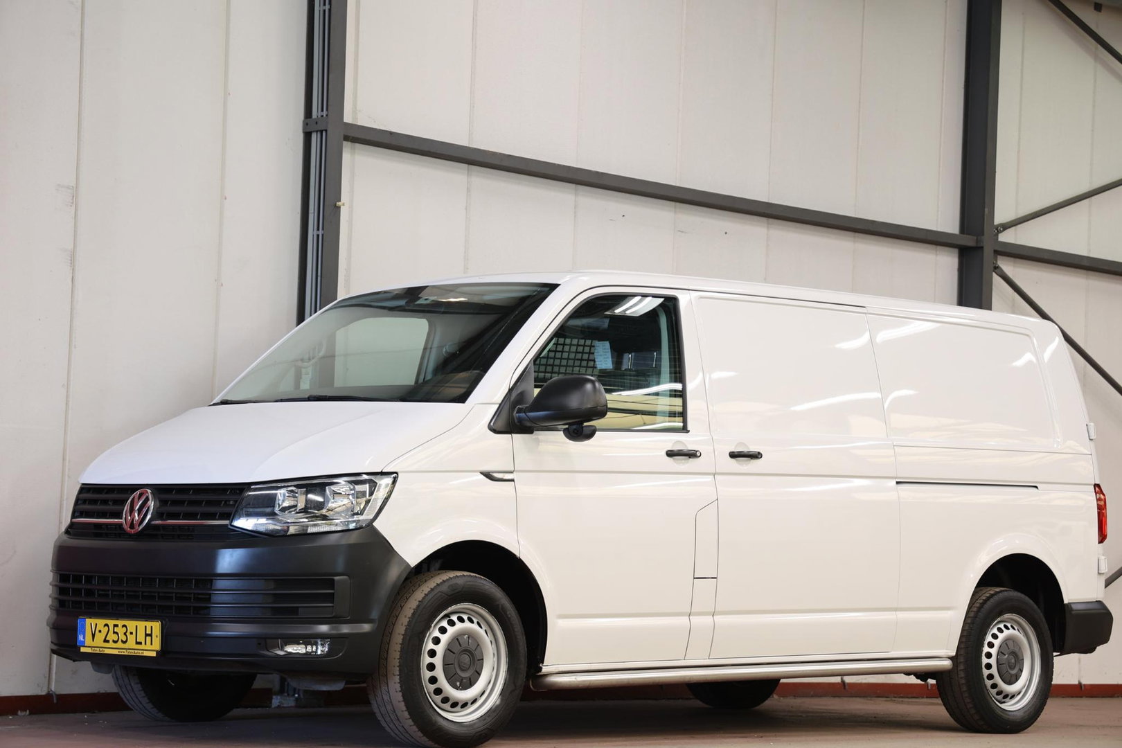 Volkswagen Transporter 2.0 TDI 150PK L2H1 LANG DSG AUTOMAAT