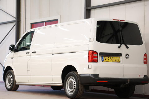Volkswagen Transporter 2.0 TDI 150PK L2H1 LANG DSG AUTOMAAT