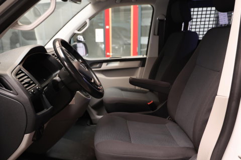 Volkswagen Transporter 2.0 TDI 150PK L2H1 LANG DSG AUTOMAAT