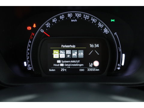 Toyota Aygo X 1.0 VVT-i MT Envy | Rijklaar! | Adapt. Cruise | Two-Tone | Camera | Stoelverw. | Navi | Keyless | Apple CarPlay | All Season
