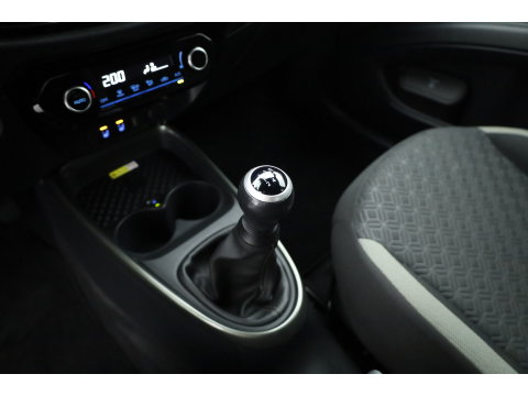 Toyota Aygo X 1.0 VVT-i MT Envy | Rijklaar! | Adapt. Cruise | Two-Tone | Camera | Stoelverw. | Navi | Keyless | Apple CarPlay | All Season