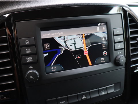 Mercedes-Benz EVITO TOURER 90 kWh Pro - 8 Persoons Kombi - incl.Taxi pakket - L2 Lang