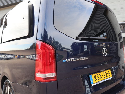 Mercedes-Benz EVITO TOURER 90 kWh Pro - 8 Persoons Kombi - incl.Taxi pakket - L2 Lang