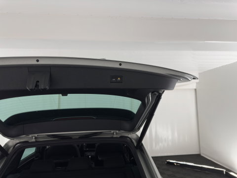 Volkswagen Tiguan 1.5 TSI ACT R-Line Highline Business ⚠️Engine noise / tilting piston⚠️(INCL.BTW) Aut. *PANO | ADAPTIVE-CRUISE | FULL-LED | HEATED-COMFORTSEATS | KEYLESS | DIGI-COCKPIT | CAMERA | NAVI-FULLMAP | PRIVACY-GLASS | SHIFT-PADDLES | 19