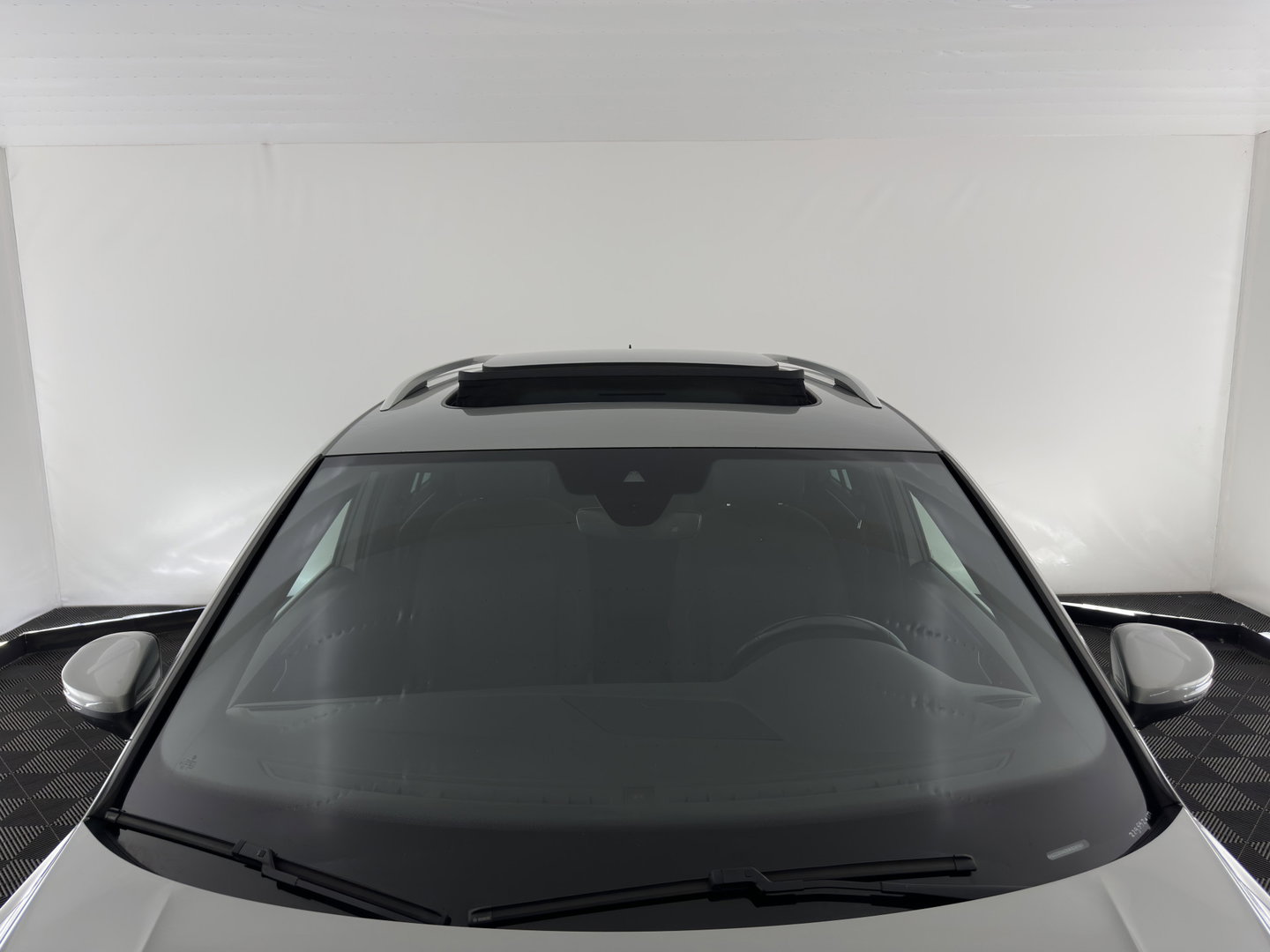 Volkswagen Tiguan 1.5 TSI ACT R-Line Highline Business ⚠️Engine noise / tilting piston⚠️(INCL.BTW) Aut. *PANO | ADAPTIVE-CRUISE | FULL-LED | HEATED-COMFORTSEATS | KEYLESS | DIGI-COCKPIT | CAMERA | NAVI-FULLMAP | PRIVACY-GLASS | SHIFT-PADDLES | 19