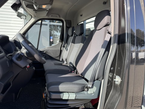 Renault Master T35 2.3 dCi 165pk L3 Energy EURO VI / vaste prijs rijklaar € 21.950 ex / lease vanaf € 358 / airco / cruise / navi / zwart metallic / pickup / plateau 375cm L x 210 cm B / euro 6