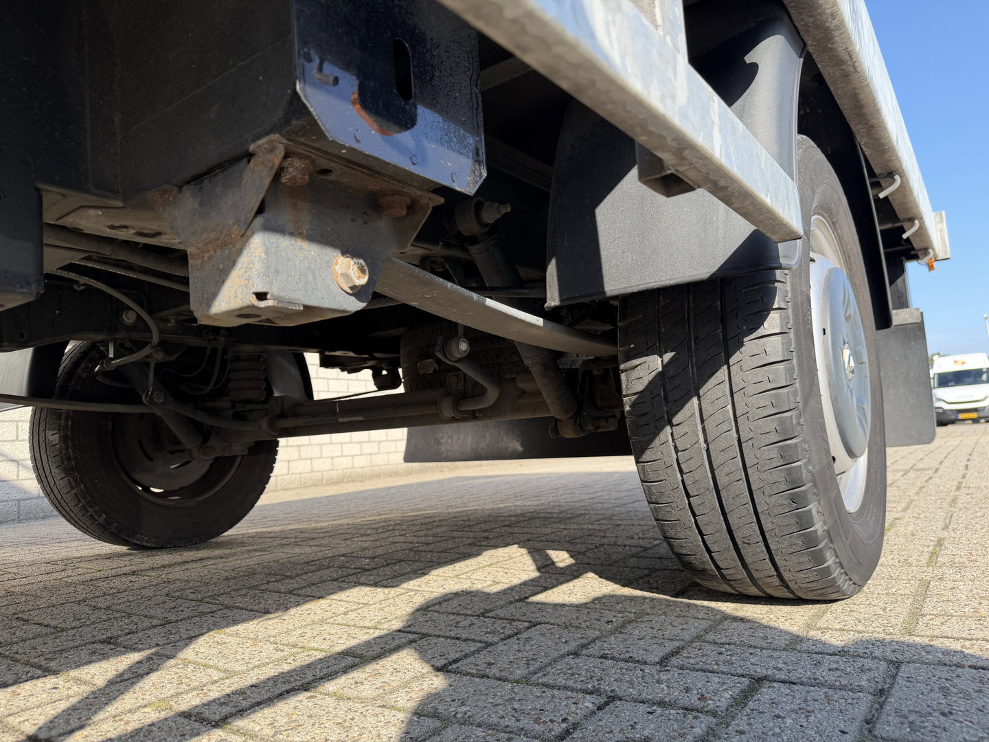 Renault Master T35 2.3 dCi 165pk L3 Energy EURO VI / vaste prijs rijklaar € 21.950 ex / lease vanaf € 358 / airco / cruise / navi / zwart metallic / pickup / plateau 375cm L x 210 cm B / euro 6